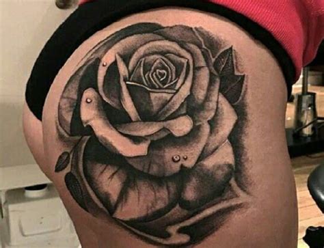 tatuaje para la nalga|Tatuajes lindos en la nalga